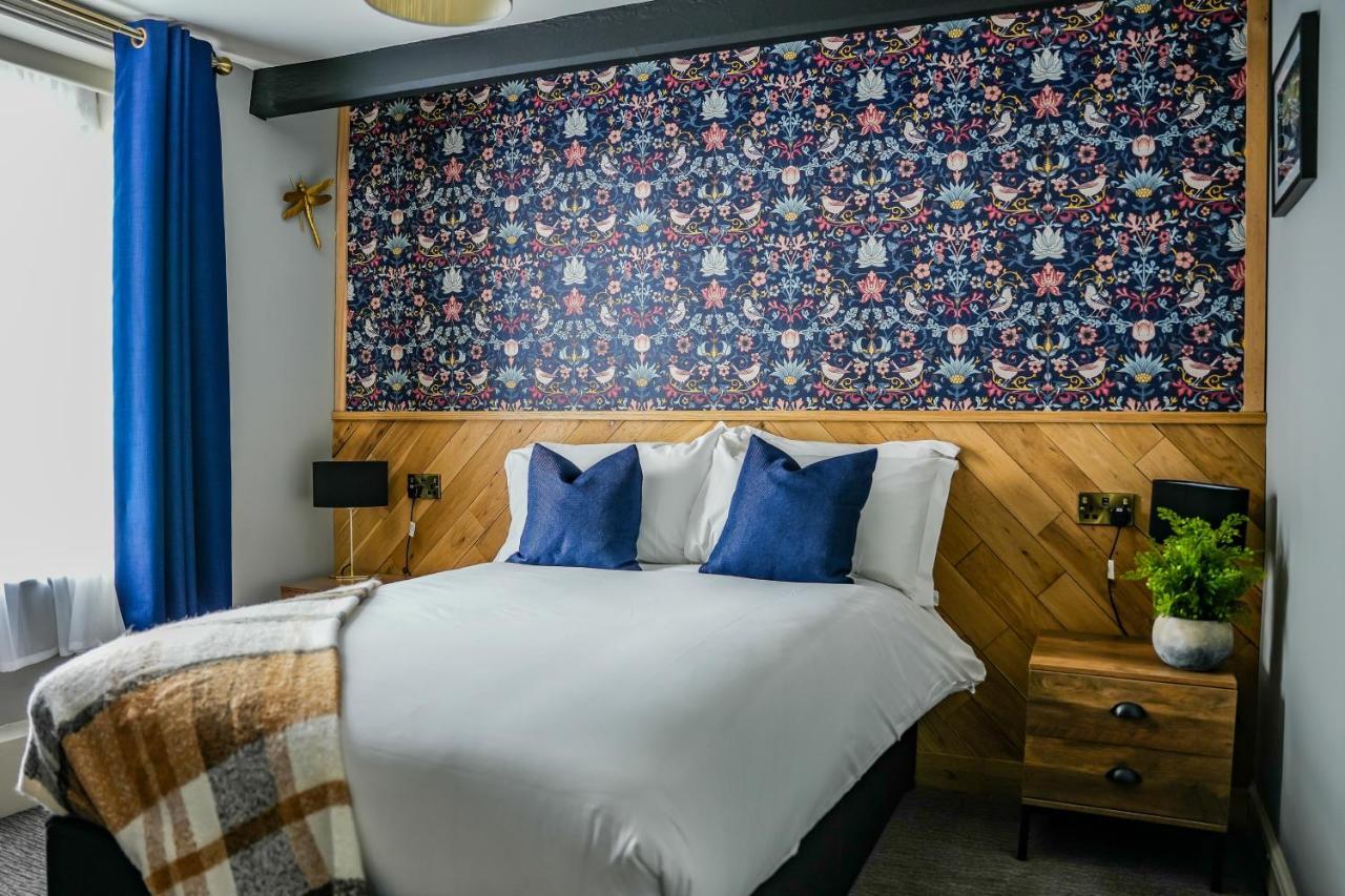 The Old Mill Hotel Солсбъри Екстериор снимка